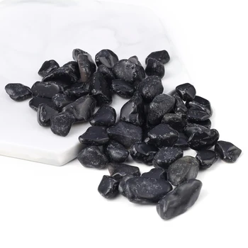 Натурален нередовен чип Полиран черен ахат Камъни за бижута Бижута